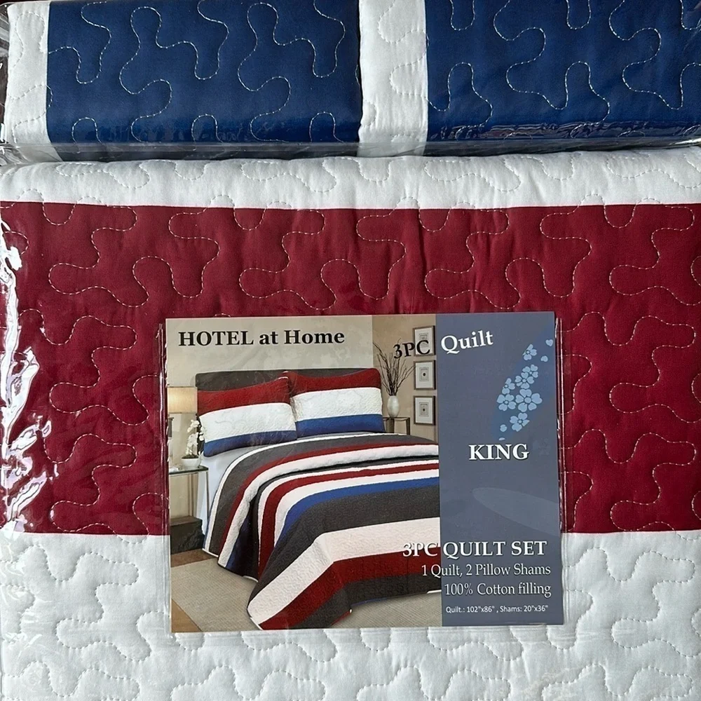 Hotel at home King 3pc Quilt set Red White and Blue Stripes